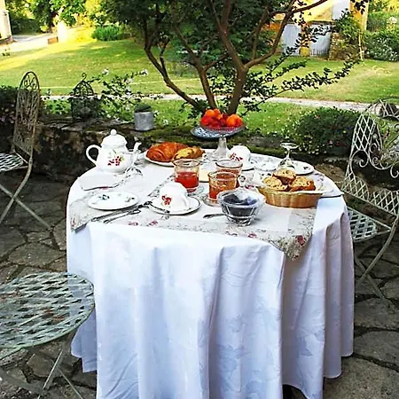 Bed & Breakfast Domaine De La Chartreuse Dautre